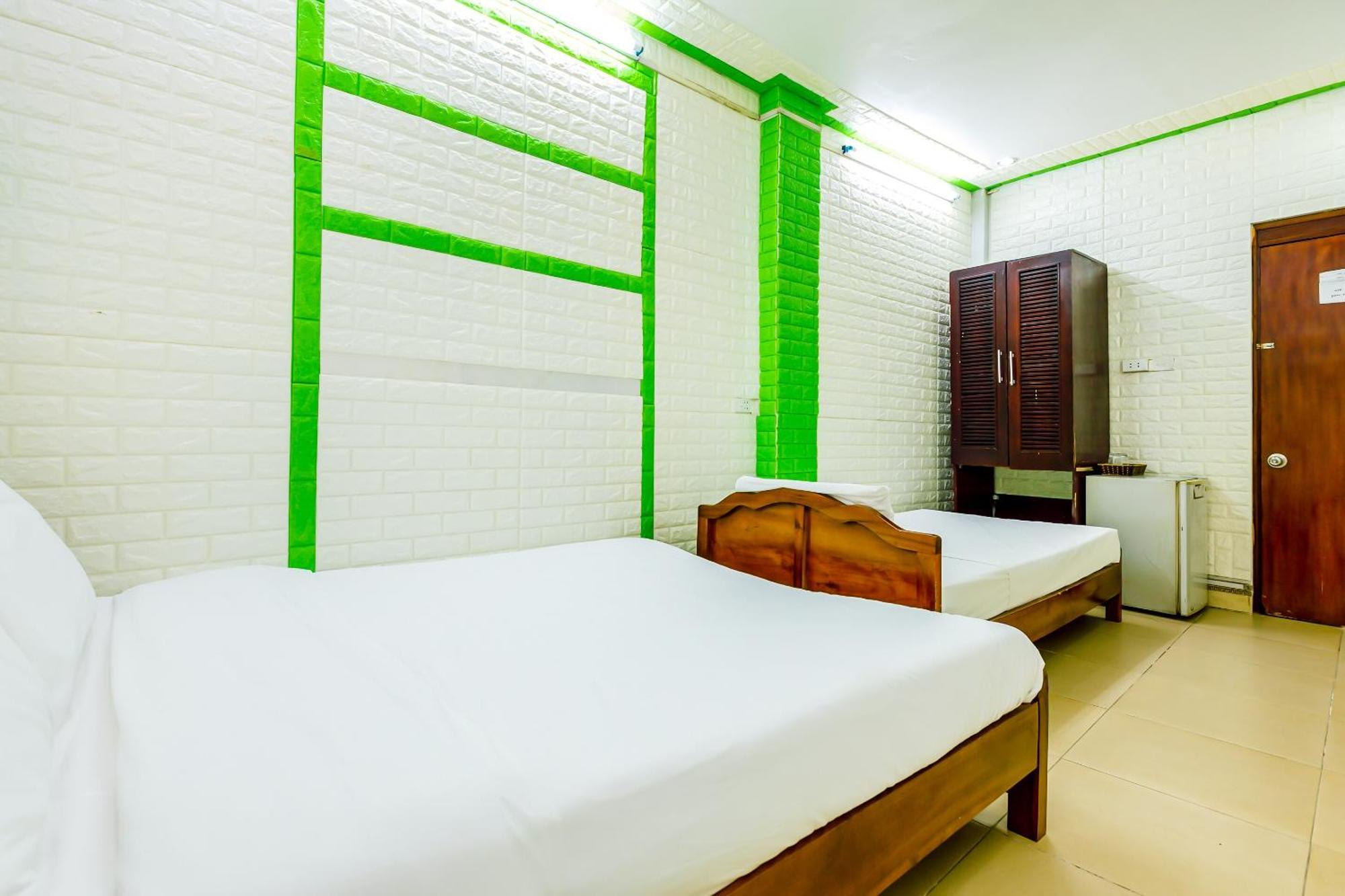 Oyo 604 Queen Hotel Spot-On Hanoi Zewnętrze zdjęcie