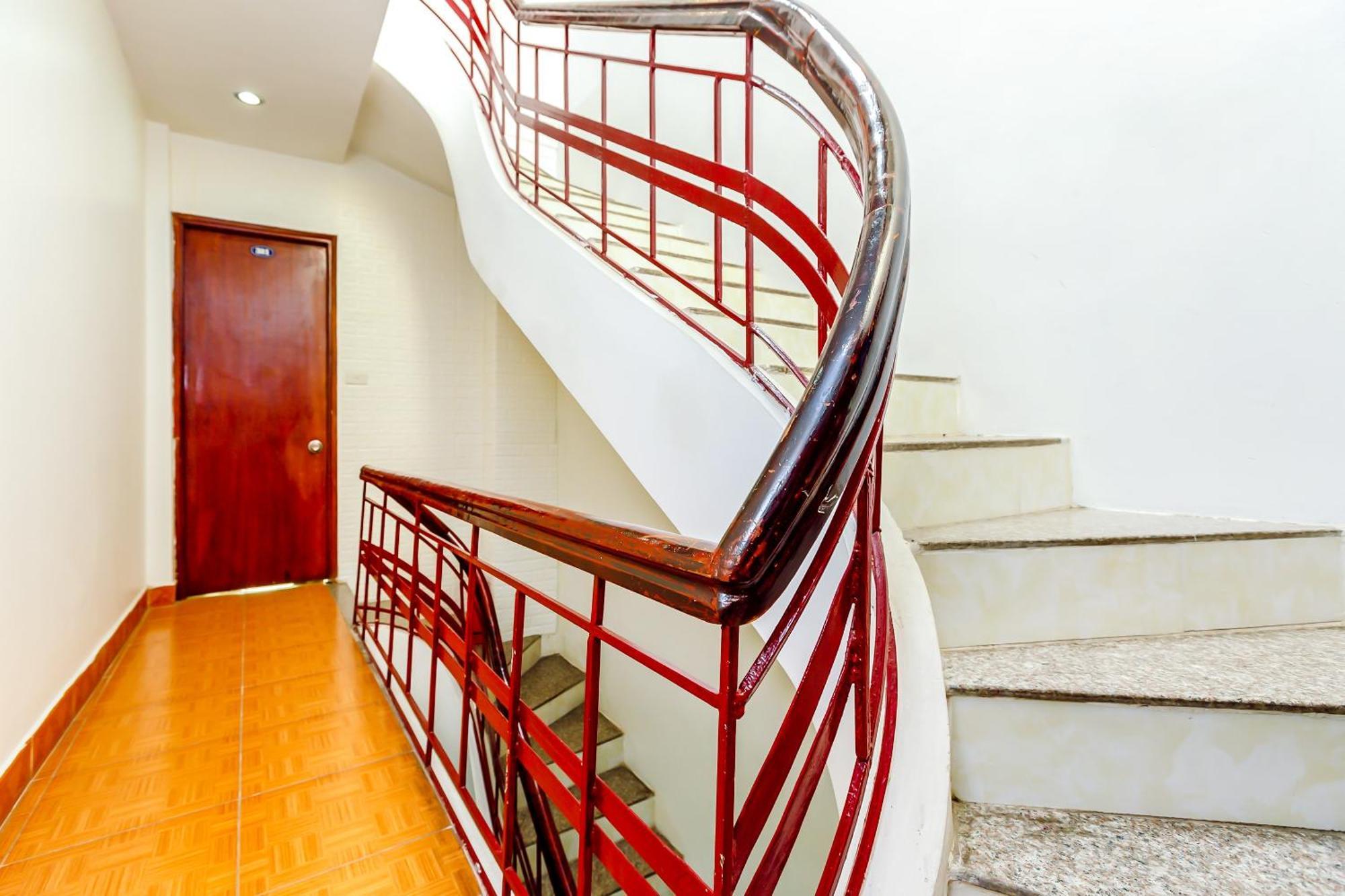Oyo 604 Queen Hotel Spot-On Hanoi Zewnętrze zdjęcie