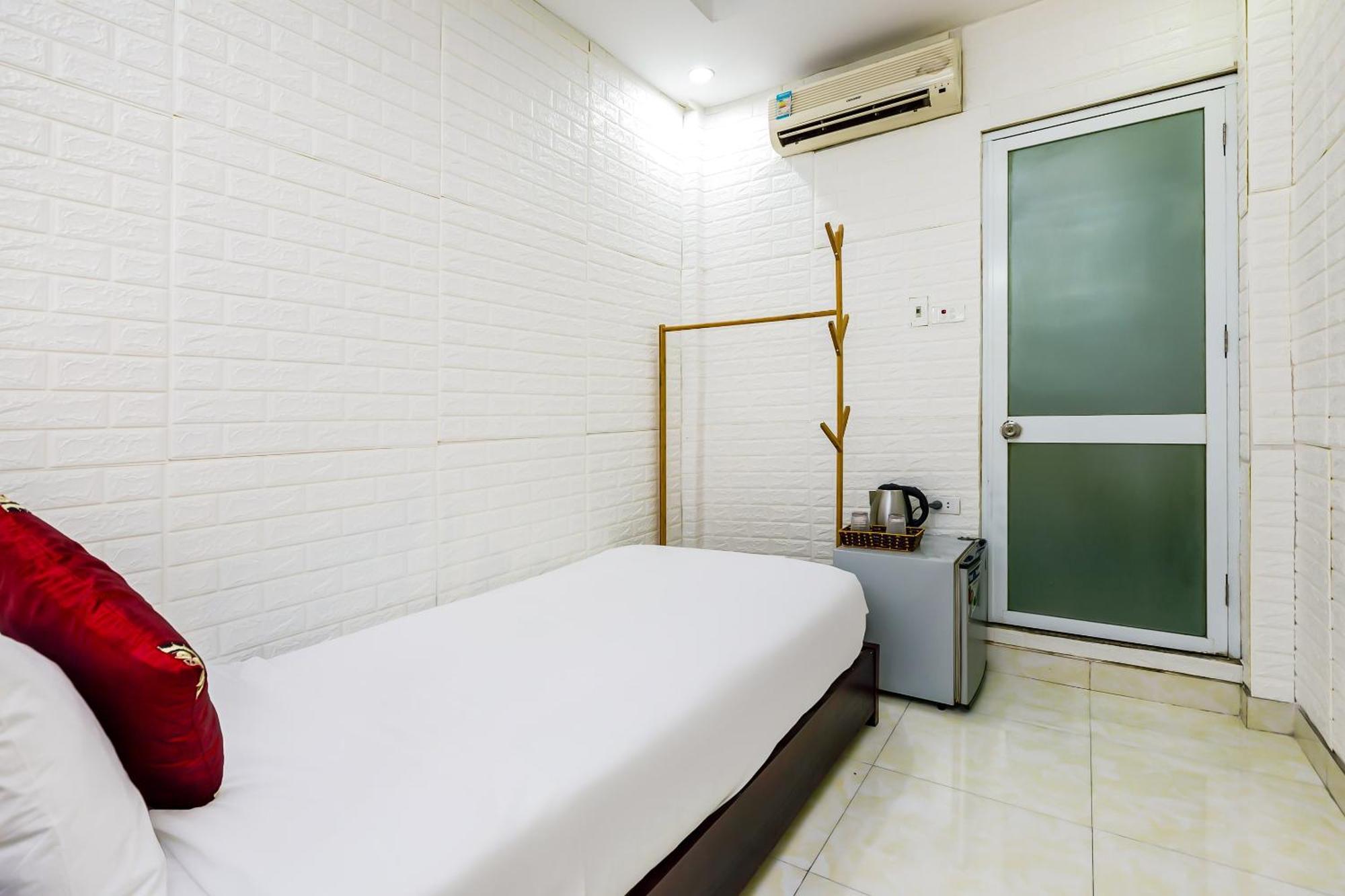 Oyo 604 Queen Hotel Spot-On Hanoi Zewnętrze zdjęcie