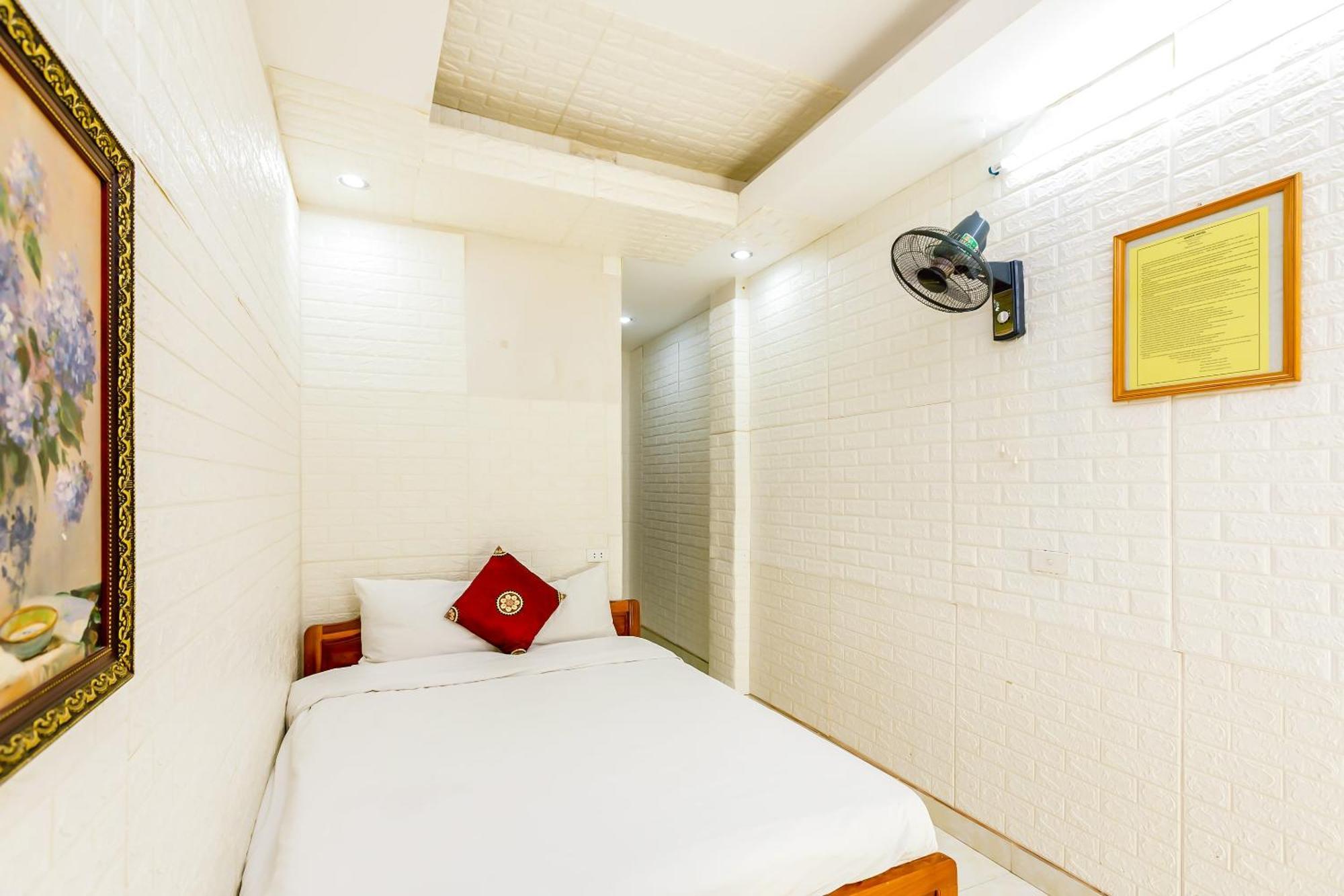 Oyo 604 Queen Hotel Spot-On Hanoi Zewnętrze zdjęcie